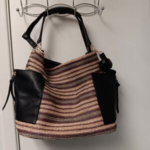 Striped Crocheted-Style Shoulder Bag, Large Bag Crossbody / Tote Bag.